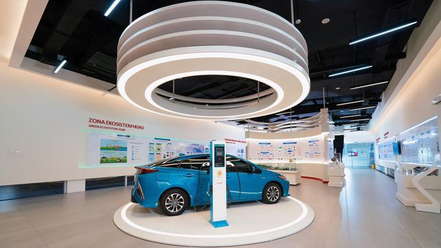 Toyota Resmikan xEV Center Sebagai Tempat Pembelajaran Elektrifikasi di Indonesia