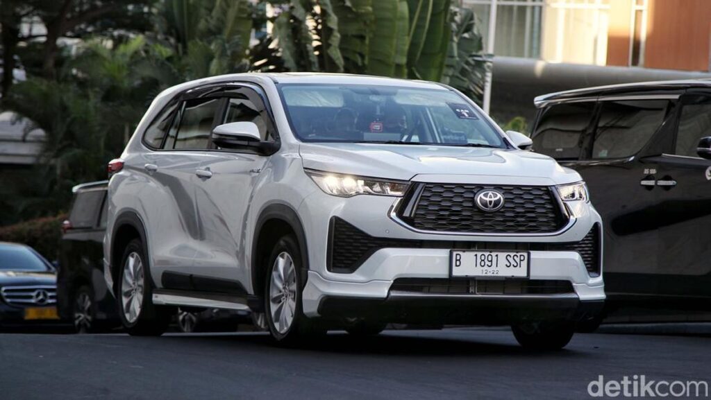 Jangan Kaget, Segini Harga Baterai Mobil Toyota Innova Zenix